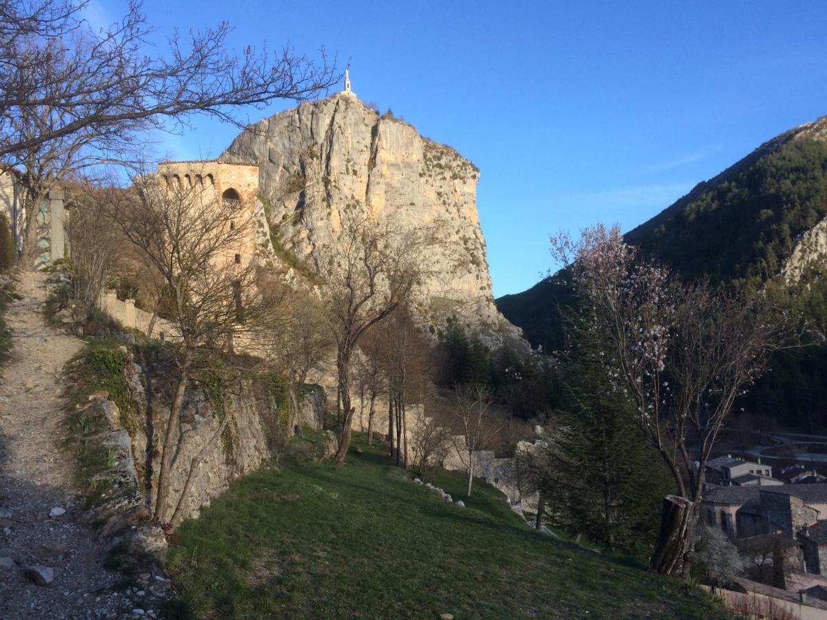 Aqui Sian Ben Hotel Castellane Kültér fotó